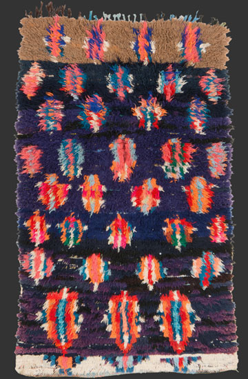 TM 2413, pile rug from the region around the city of Boujad, Ait Roboa (?), western foothills of the Middle Atlas, Morocco, 1990/2000, 205 x 125 cm (6' 10''x 4' 2''), high resolution image + price on request




